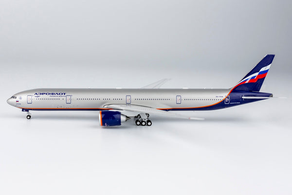 Phoenix 1/400 Aeroflot Boeing 777-300ER VP-BFC – First Class