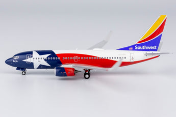 Southwest Boeing 737-700 N931WN Lone Star One NG Model 77013 Scale 1:400