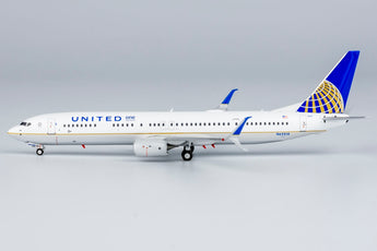 United Boeing 737-900ER N69818 One Hundred NG Model 79012 Scale 1:400