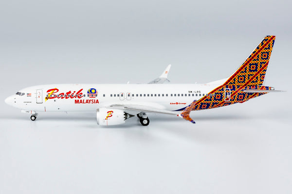 Batik Air Malaysia Boeing 737 MAX 8 9M-LRG NG Model 88012 Scale 1