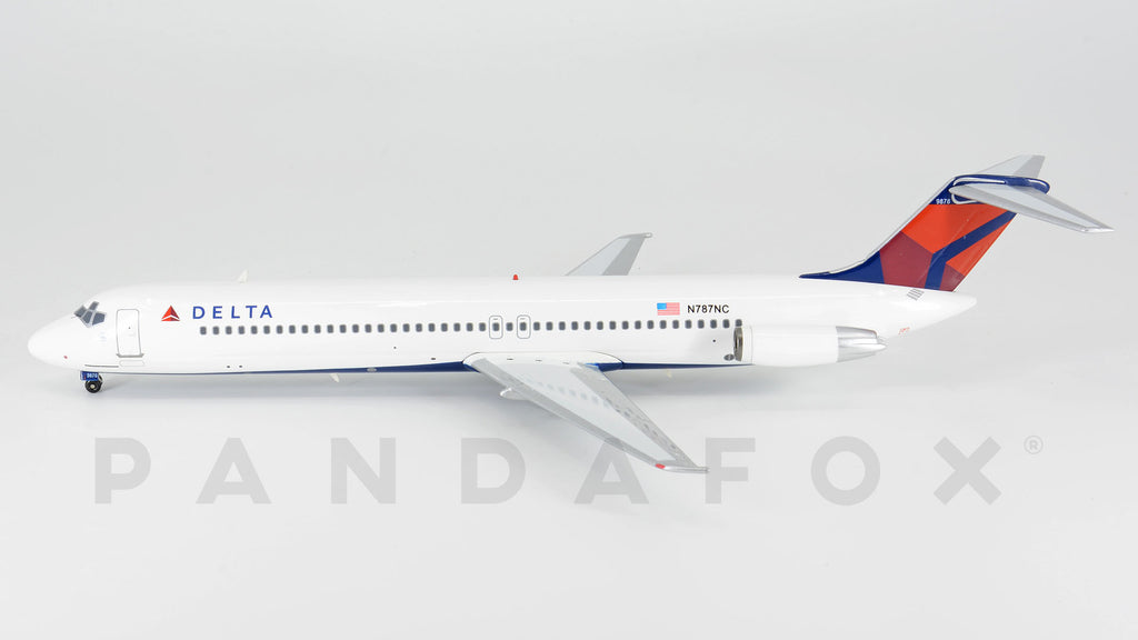 Delta DC-9-51 N787NC Aviation AV2951001 Scale 1:200
