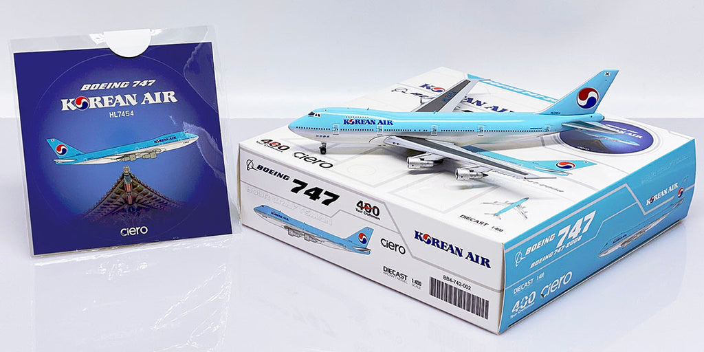 Korean Air Boeing 747-200 HL7454 With Sticker JC Wings BB4-742-002 Scale 1:400