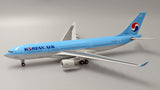 Korean Air Airbus A330-200 HL8228 JC Wings EW2332002 Scale 1:200