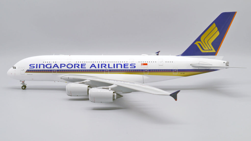 Singapore Airlines Airbus A380 9V-SKV JC Wings EW2388009 Scale 1:200