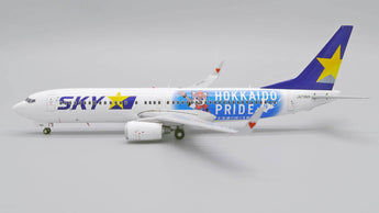 Skymark Airlines Boeing 737-800 JA73NX Hokkaido Pride JC Wings EW2738008 Scale 1:200