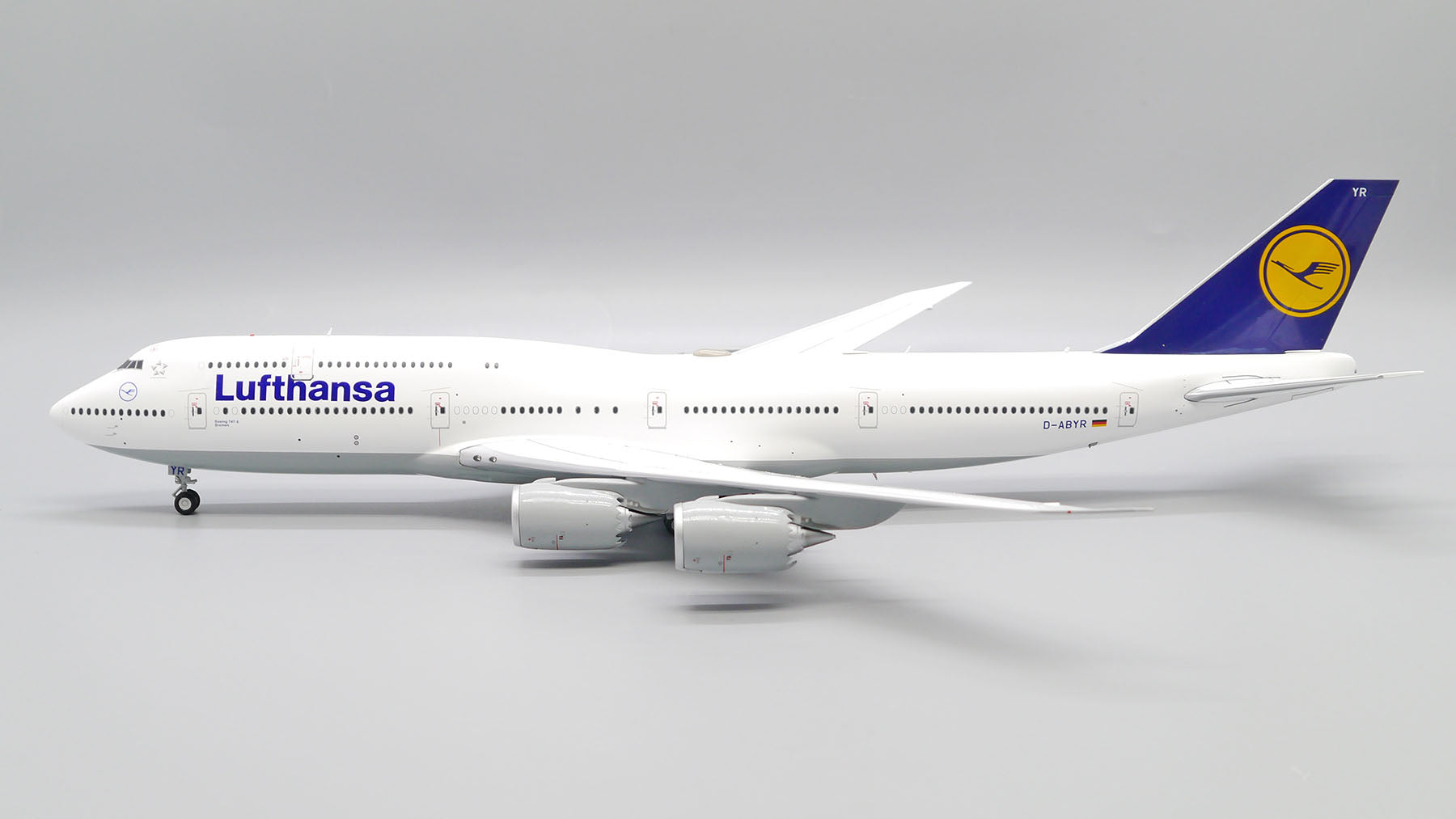 完璧主義 Boeing Lufthansa 747-8I 1 Scale EW2748003 Wings JC D-ABYR 民間航空機