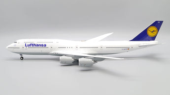 Lufthansa Boeing 747-8I D-ABYR JC Wings EW2748003 Scale 1:200