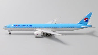 Korean Air Boeing 777-300ER Flaps Down HL7204 JC Wings EW477W005A Scale 1:400