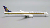 Singapore Airlines Boeing 787-10 Flaps Down 9V-SCM JC Wings EW478X004A Scale 1:400