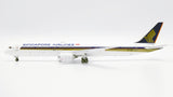 Singapore Airlines Boeing 787-10 9V-SCM JC Wings EW478X004 Scale 1:400