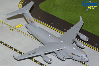 USAF Boeing C-17 05-5144 March ARB GeminiJets G2AFO1392 Scale 1:200