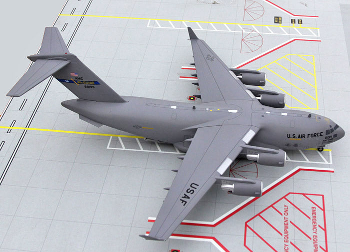 USAF Boeing C-17 08-8199 McGuire AFB GeminiJets G2AFO203 Scale 1:200