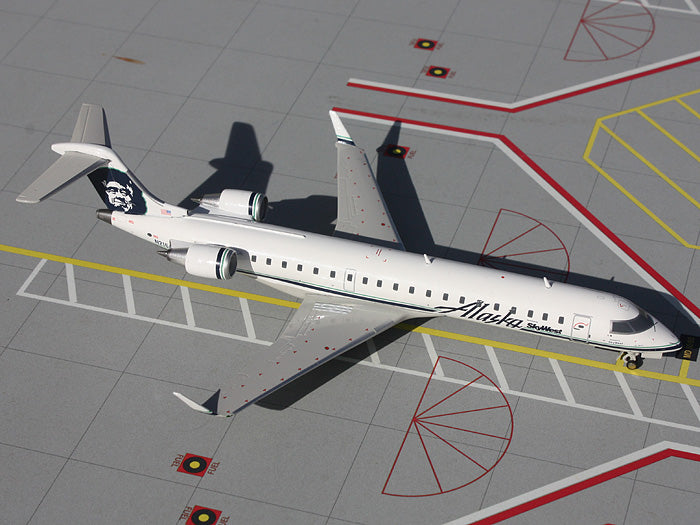 Alaska Airlines Bombardier CRJ700 N216AG GeminiJets G2ASA270 Scale 1:200