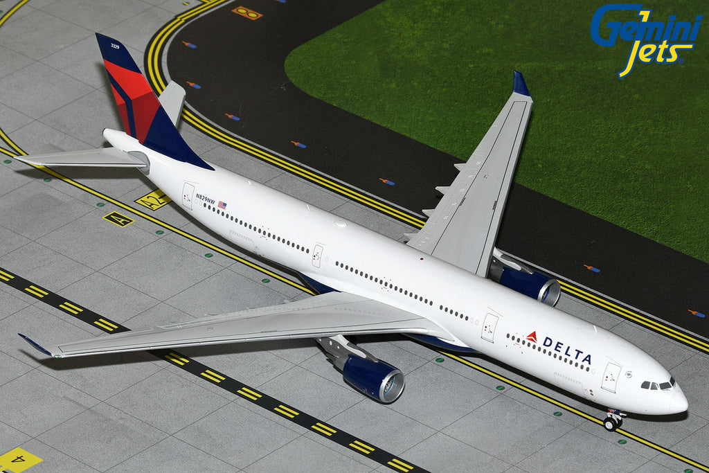 Delta Airbus A330-300 N829NW GeminiJets G2DAL1119 Scale 1:200