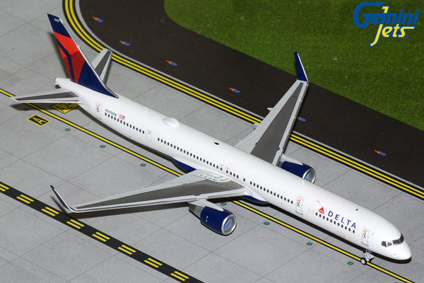 Delta Boeing 757-300 N595NW GeminiJets G2DAL1418 Scale 1:200