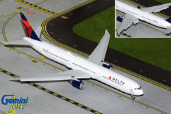 Delta Boeing 767-400ER Flaps Down N842MH Vince Dooley GeminiJets G2DAL1444F Scale 1:200