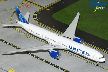 United Boeing 777-300ER N2352U GeminiJets G2UAL1247 Scale 1:200