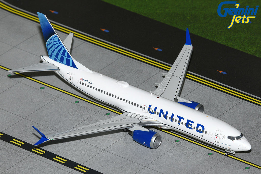 United Boeing 737 MAX 8 N17265 GeminiJets G2UAL1255 Scale 1:200