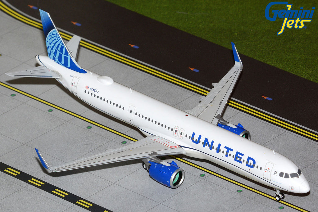United Airbus A321neo N14502 GeminiJets G2UAL1425 Scale 1:200