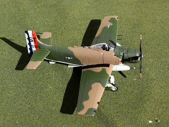 USAF Douglas A-1 Skyraider 37552 GeminiJets ACES GAUSA6003 Scale 1:72