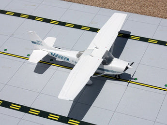 Cessna 172 N9560W GeminiJets GGCES001 Scale 1:72