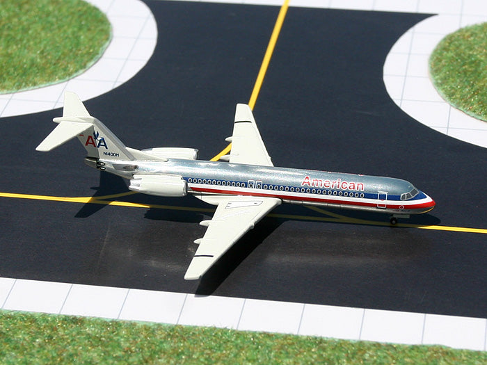 American Airlines Fokker 100 N140DH GeminiJets GJAAL104 Scale 1:400