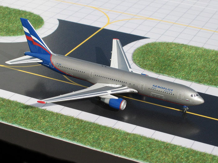 Aeroflot Boeing 767-300ER VP-BDI GeminiJets GJAFL452 Scale 1:400