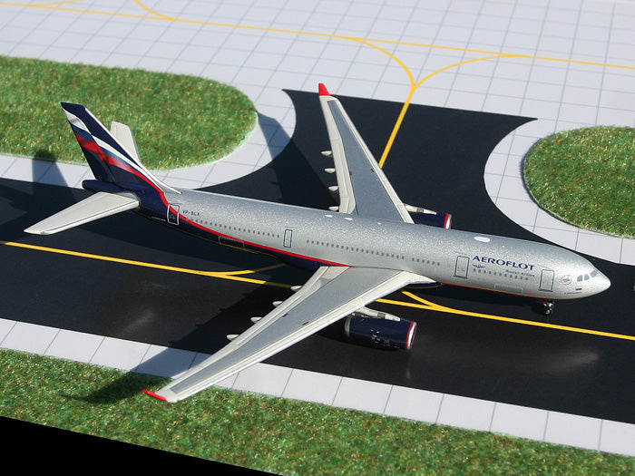 Aeroflot Airbus A330-200 VP-BLX GeminiJets GJAFL911 Scale 1:400