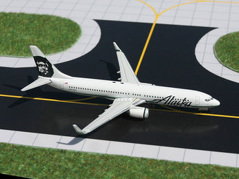 Alaska Airlines Boeing 737-900 N315AS GeminiJets GJASA818 Scale 1:400