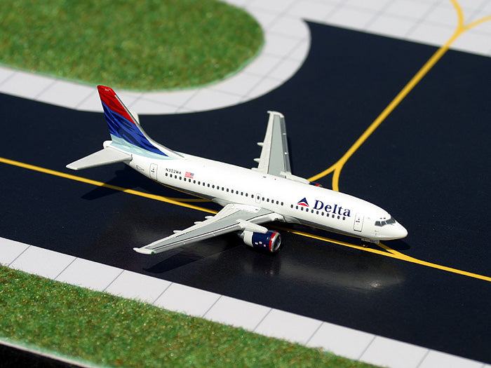 Delta Boeing 737-300 N302WA GeminiJets GJDAL459 Scale 1:400