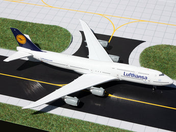 Lufthansa Boeing 747-8I D-ABYC GeminiJets GJDLH1047 Scale 1:400