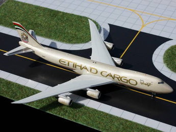 Etihad Cargo Boeing 747-8F N855GT GeminiJets GJETD1328 Scale 1:400