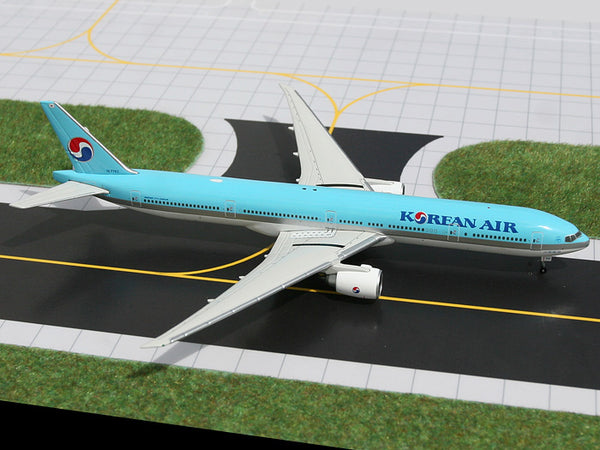 べーちゃん Korean Air Boeing 777-300ER HL7782 GeminiJets GJKAL937 Scale 1:400