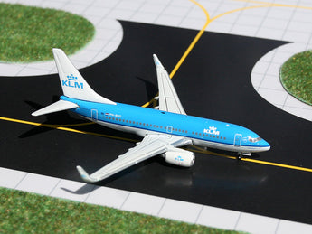 KLM Boeing 737-700 PH-BGD GeminiJets GJKLM915 Scale 1:400