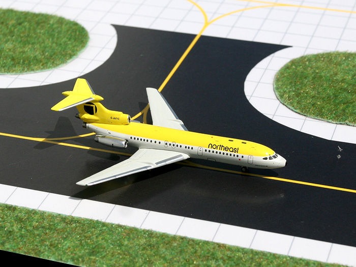 Northeast Airlines Hawker Siddeley Trident 1E G-AVYC GeminiJets GJNSA770 Scale 1:400