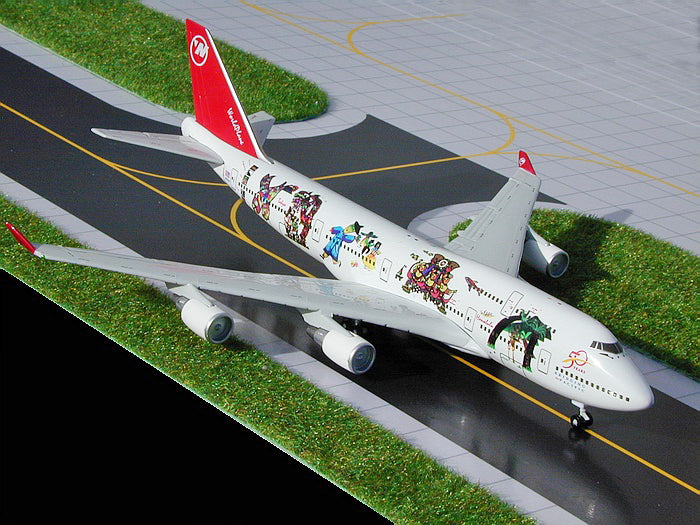 Northwest Airlines Boeing 747-400 N670US World Plane GeminiJets GJNWA006 Scale 1:400