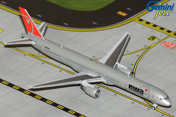 Northwest Airlines Boeing 757-300 N587NW GeminiJets GJNWA2366 Scale 1:400