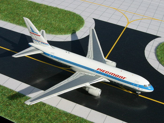 Piedmont Boeing 767-200ER N614P GeminiJets GJPDM575 Scale 1:400