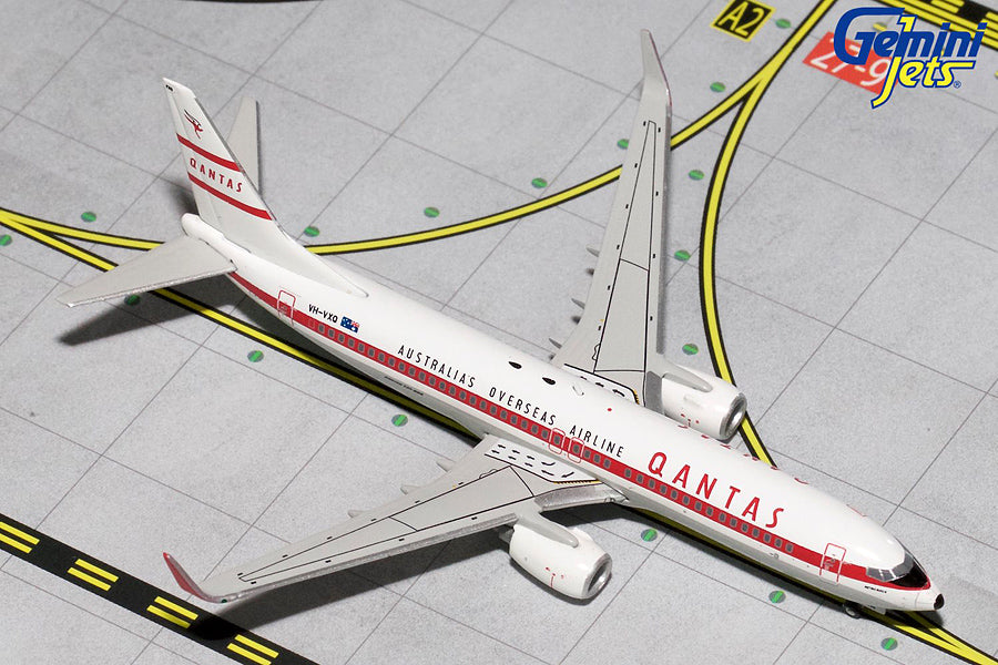 Qantas Boeing 737-800 VH-VXQ Retro Roo II GeminiJets GJQFA1556 Scale 1:400