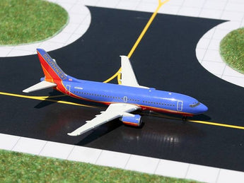 Southwest Boeing 737-300 N330SW GeminiJets GJSWA460 Scale 1:400