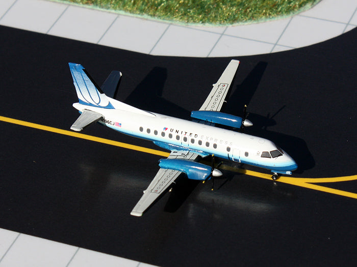 United Express Saab 340 N196CJ GeminiJets GJUAL1110 Scale 1:400