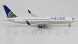 United Boeing 767-300ER N674UA GeminiJets GJUAL1138 Scale 1:400