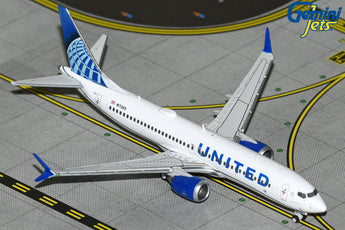 United Boeing 737 MAX 8 N17265 GeminiJets GJUAL2225 Scale 1:400