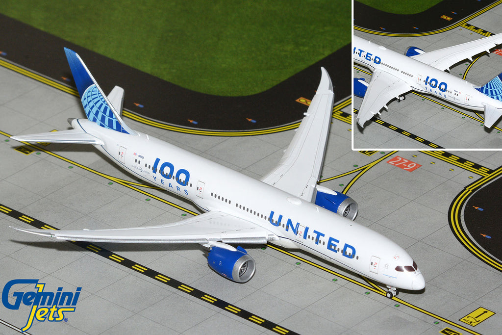 United Boeing 787-9 Flaps Down N61101 100 Years GeminiJets GJUAL2228F Scale 1:400