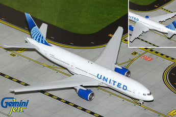 United Boeing 777-200ER Flaps Down N798UA GeminiJets GJUAL2230F Scale 1:400