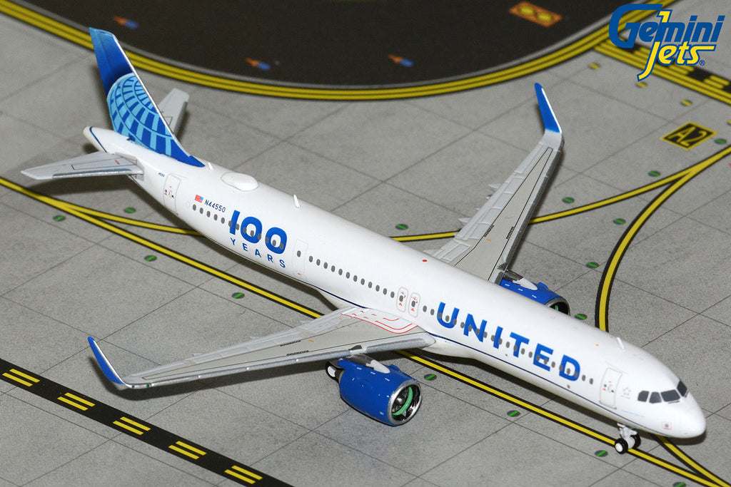 United Airbus A321neo N44550 100 Years GeminiJets GJUAL2424 Scale 1:400