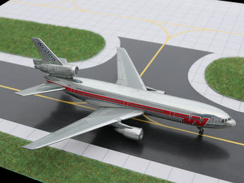Western DC-10-10 N908WA GeminiJets GJWAL561 Scale 1:400