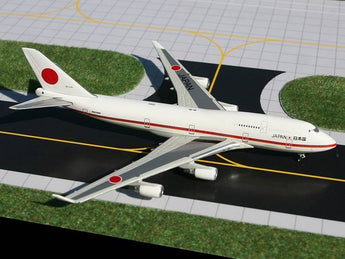 JASDF Boeing 747-400 20-1101 GeminiJets GMJSD041 Scale 1:400