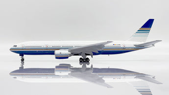 Privilege Style Boeing 777-200ER Flaps Down EC-MUA JC Wings JC4PVG0058A XX40058A Scale 1:400