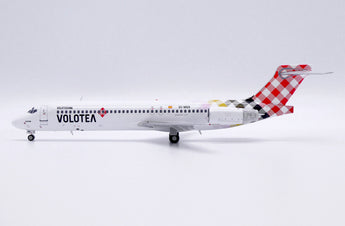 Volotea Boeing 717-200 EC-MGS JC Wings LH2VOE381 LH2381 Scale 1:200
